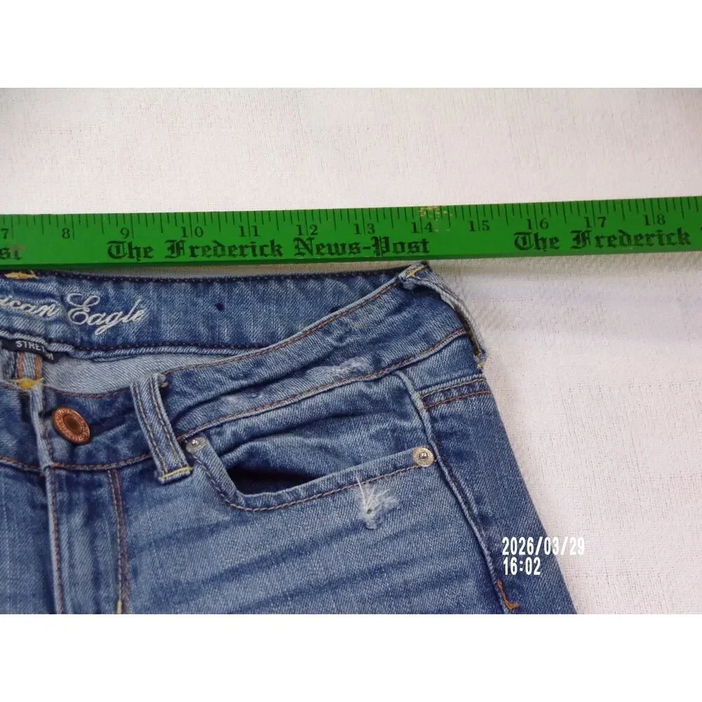 American Eagle VINTAGE FLARE Jeans Size 2 Reg Low Rise Y2K Distressed 2010 Retro - Picture 9 of 16